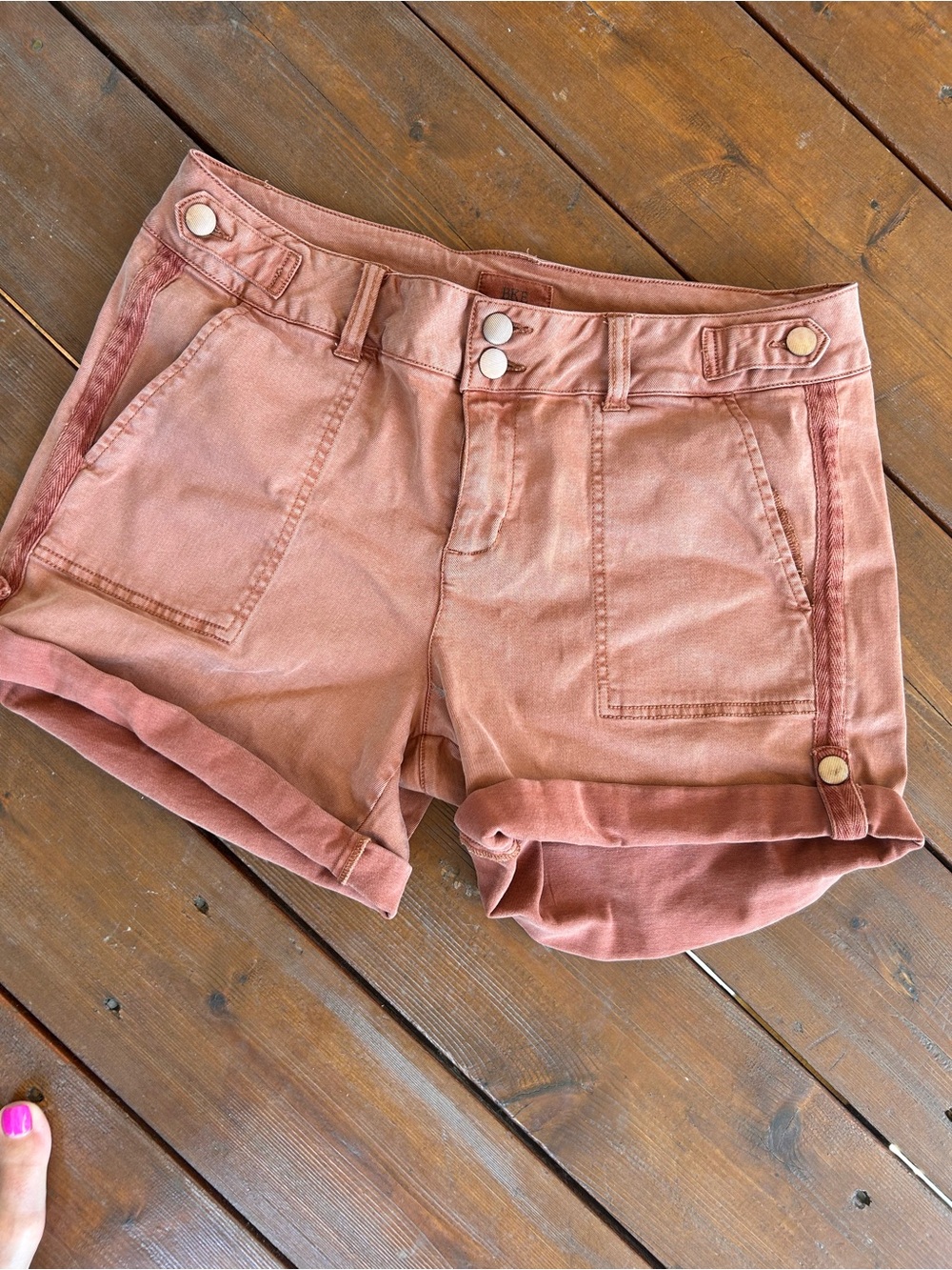 BKE Dusty Rose Roll-Cuff Cargo Shorts